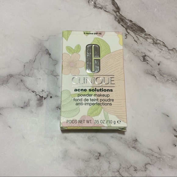 🛍 3/$45 NEW Clinique Acne Solutions Powder Makeup - Picture 3 of 8